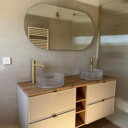 Mini Avec Piscine Privee